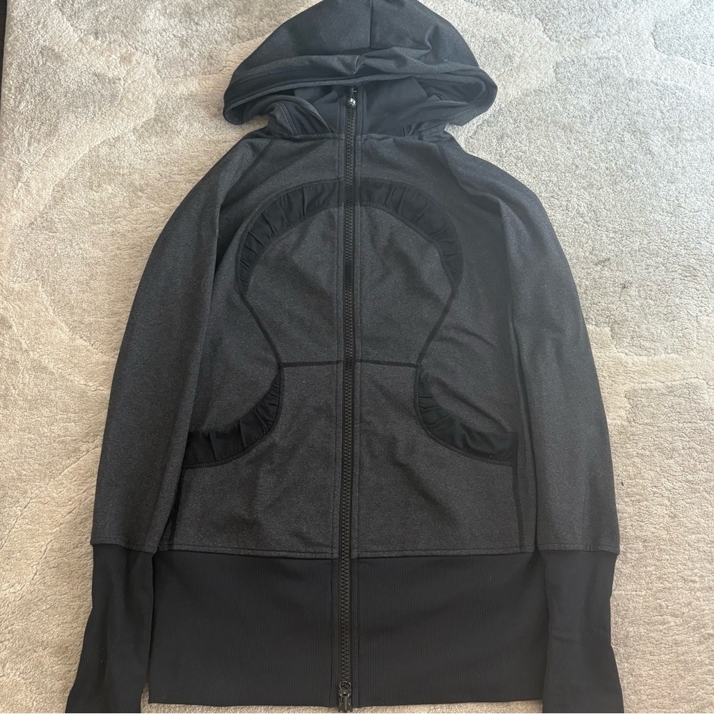 Lululemon Scuba Hoodie with Ruffle Detailing – Charcoal Grey